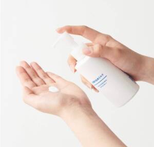 Muji- Sunscreen Milk SPF30+ PA++ (150ml) - Image 2