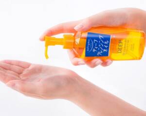 Kose- Softymo Deep Cleansing Oil (230ml) - Image 2